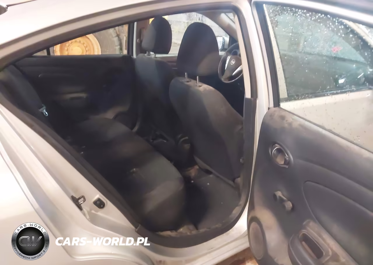 2018 Nissan Versa 1.6 S+ VIN:3N1CN7AP5JL829107 - 8