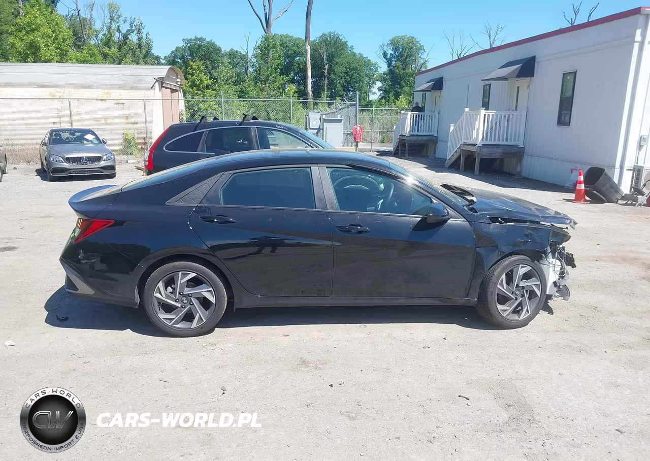 2025 Hyundai Elantra Sel Sport VIN:KMHLM4DGXSU066269 - 14