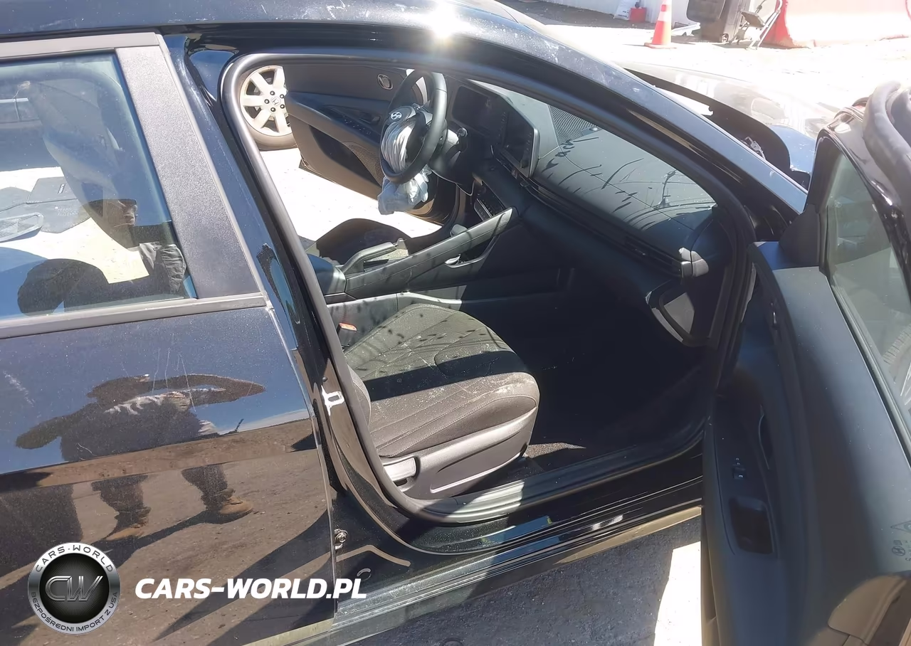 2025 Hyundai Elantra Sel Sport VIN:KMHLM4DGXSU066269 - 5