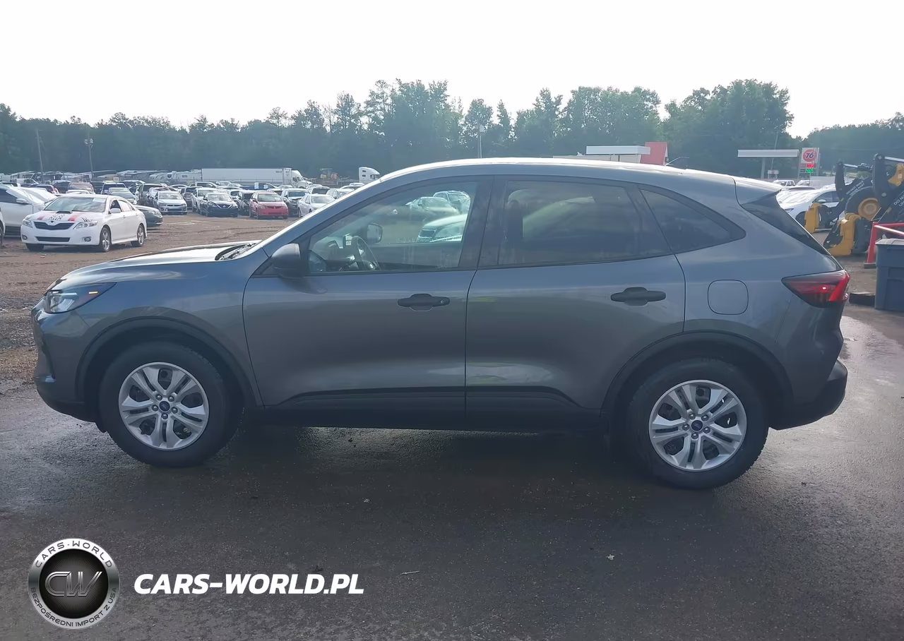 2023 Ford Escape VIN:1FMCU0FN0PUA26715 - 17