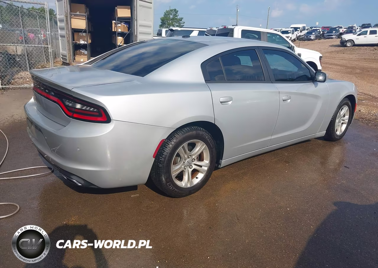 2020 Dodge Charger Sxt Rwd VIN:2C3CDXBG3LH100456 - 4