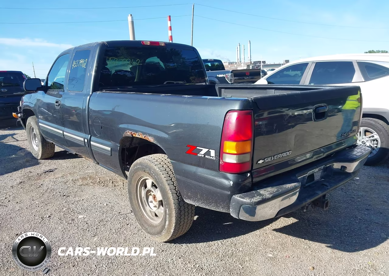 2002 Chevrolet Silverado 1500 Ls VIN:2GCEK19T521391057 - 3