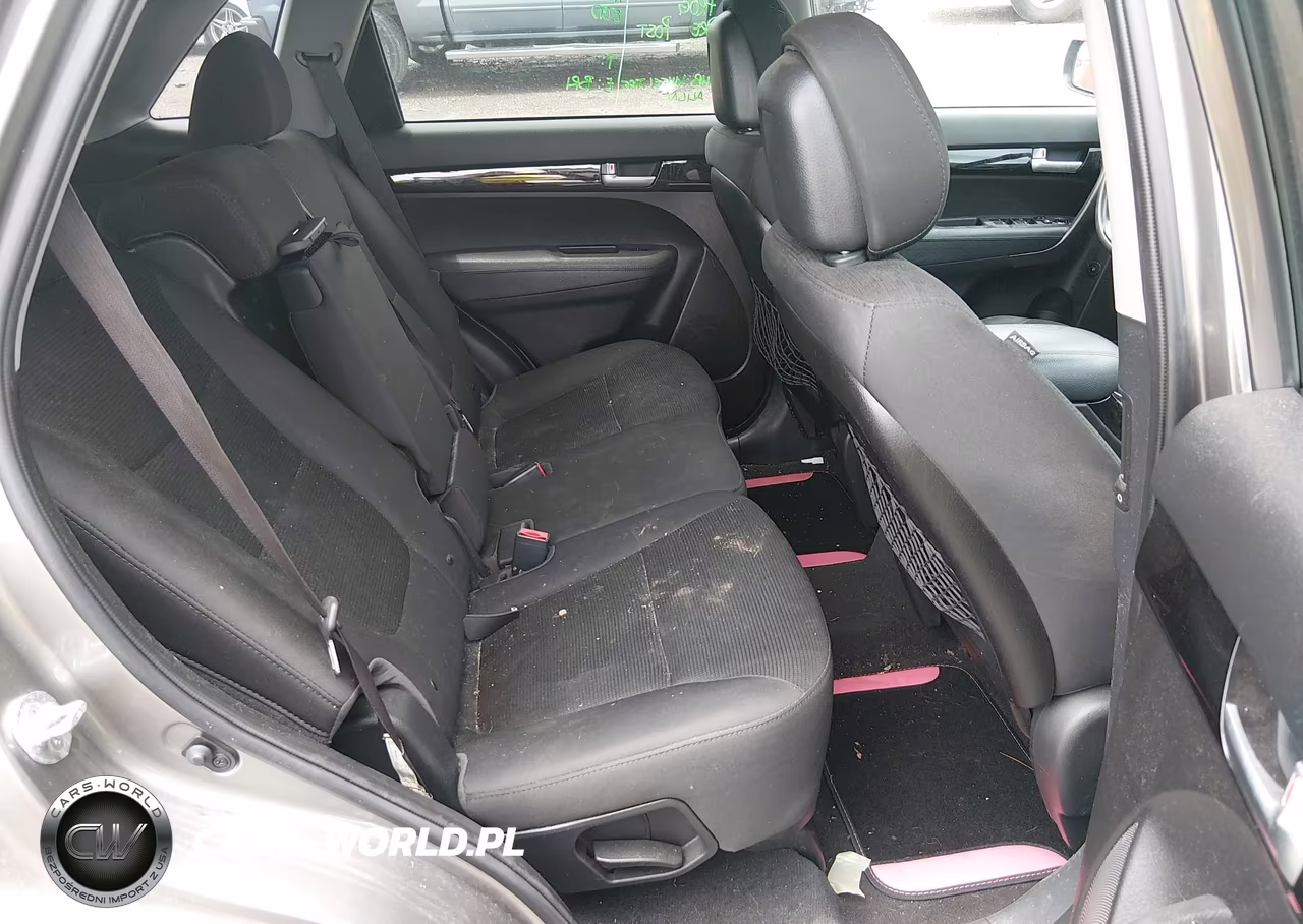 2015 Kia Sorento Lx VIN:5XYKT3A61FG626468 - 8