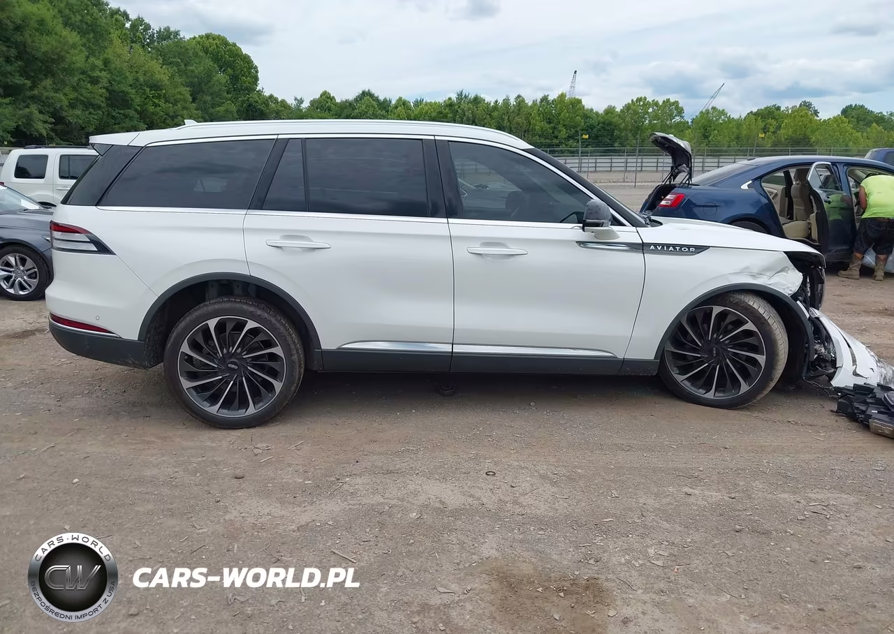 2020 Lincoln Aviator Reserve VIN:5LM5J7XC7LGL27723 - 13