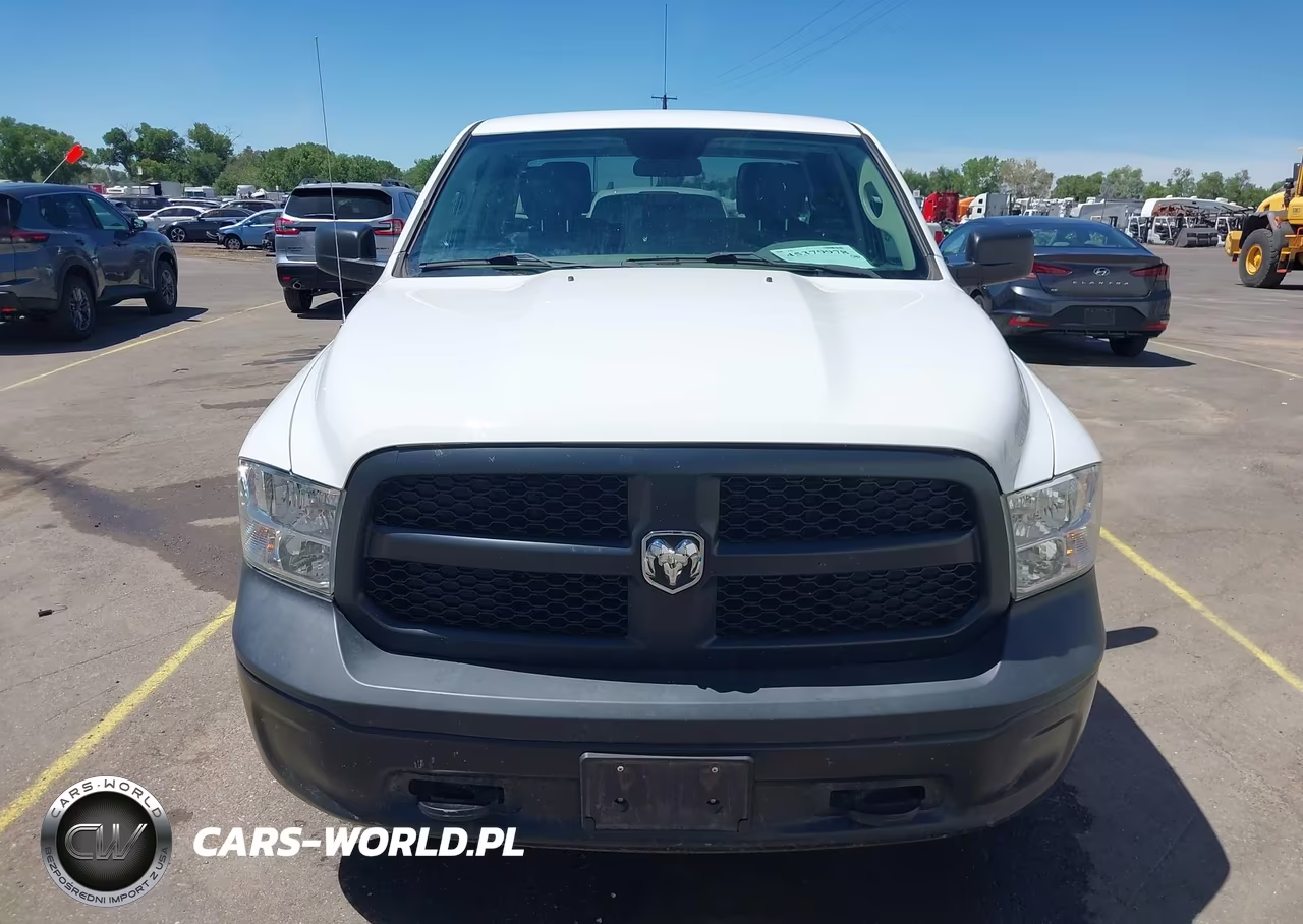 2019 Ram 1500 Classic VIN:1C6RR7FG4KS645548 - 12