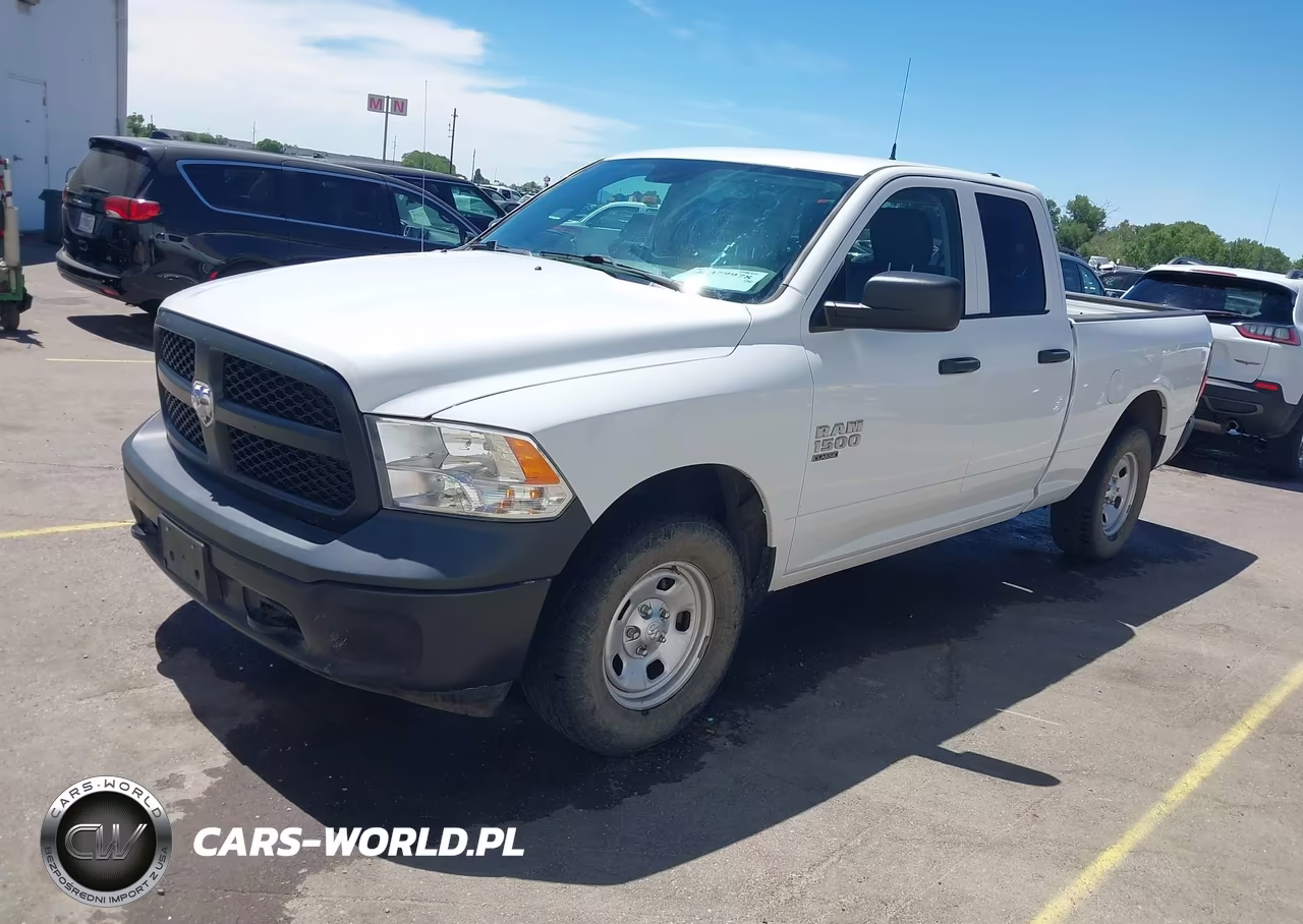 2019 Ram 1500 Classic VIN:1C6RR7FG4KS645548 - 2