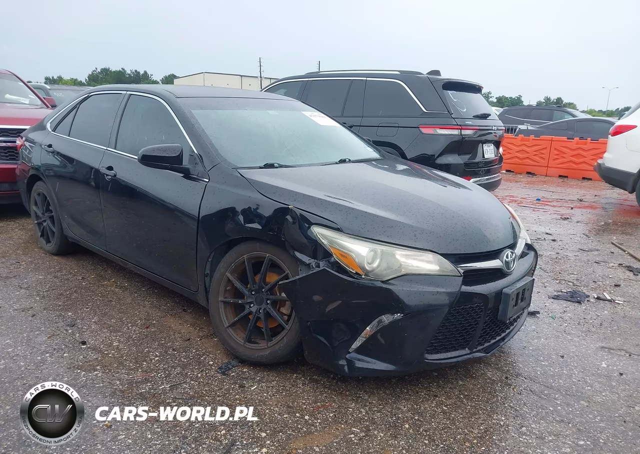 2016 Toyota Camry Se – zdjęcie 1 z 16