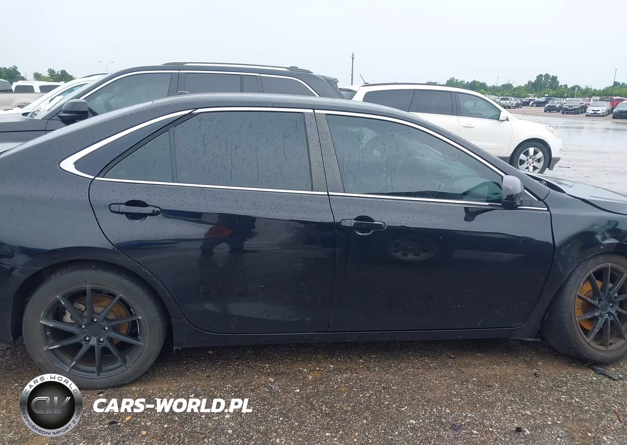 2016 Toyota Camry Se VIN:4T1BF1FK3GU218745 - 13