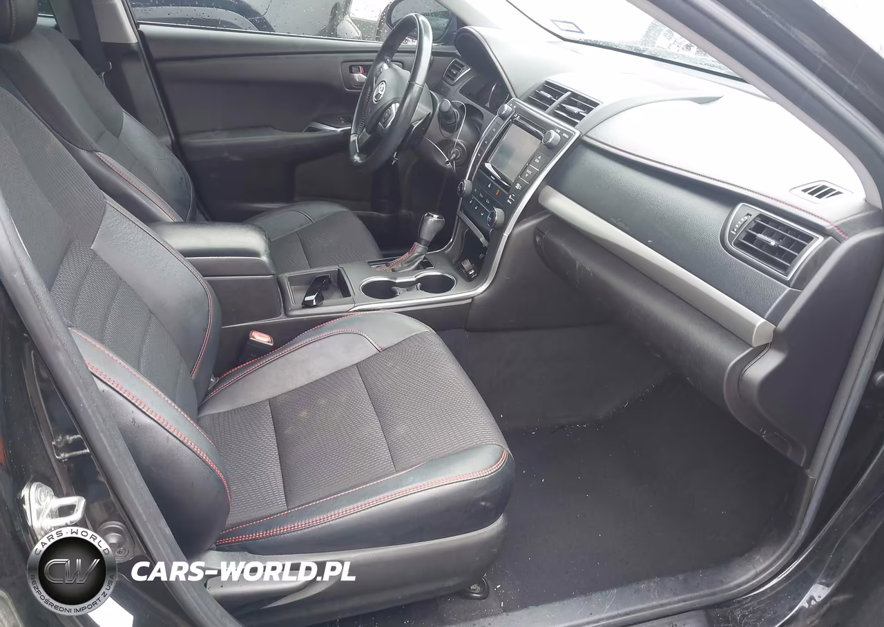 2016 Toyota Camry Se VIN:4T1BF1FK3GU218745 - 5
