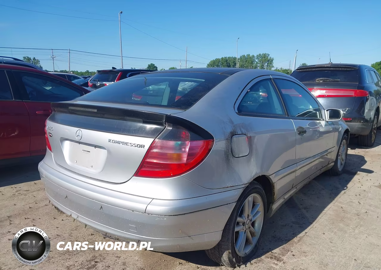 2002 Mercedes-Benz C 230K Sport Coupe VIN:WDBRN47J52A303236 - 4