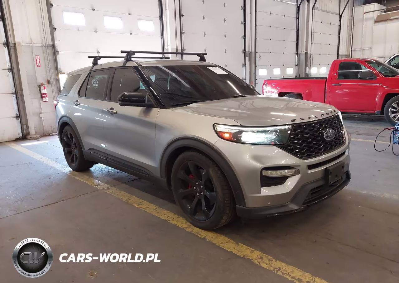 2021 Ford Explorer St