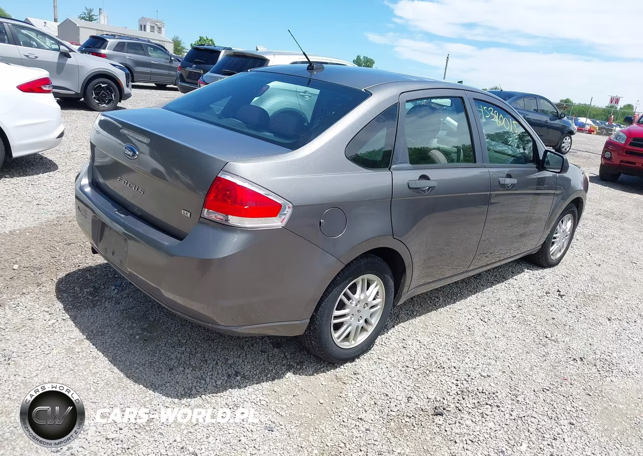 2011 Ford Focus Se VIN:1FAHP3FN3BW146238 - 4