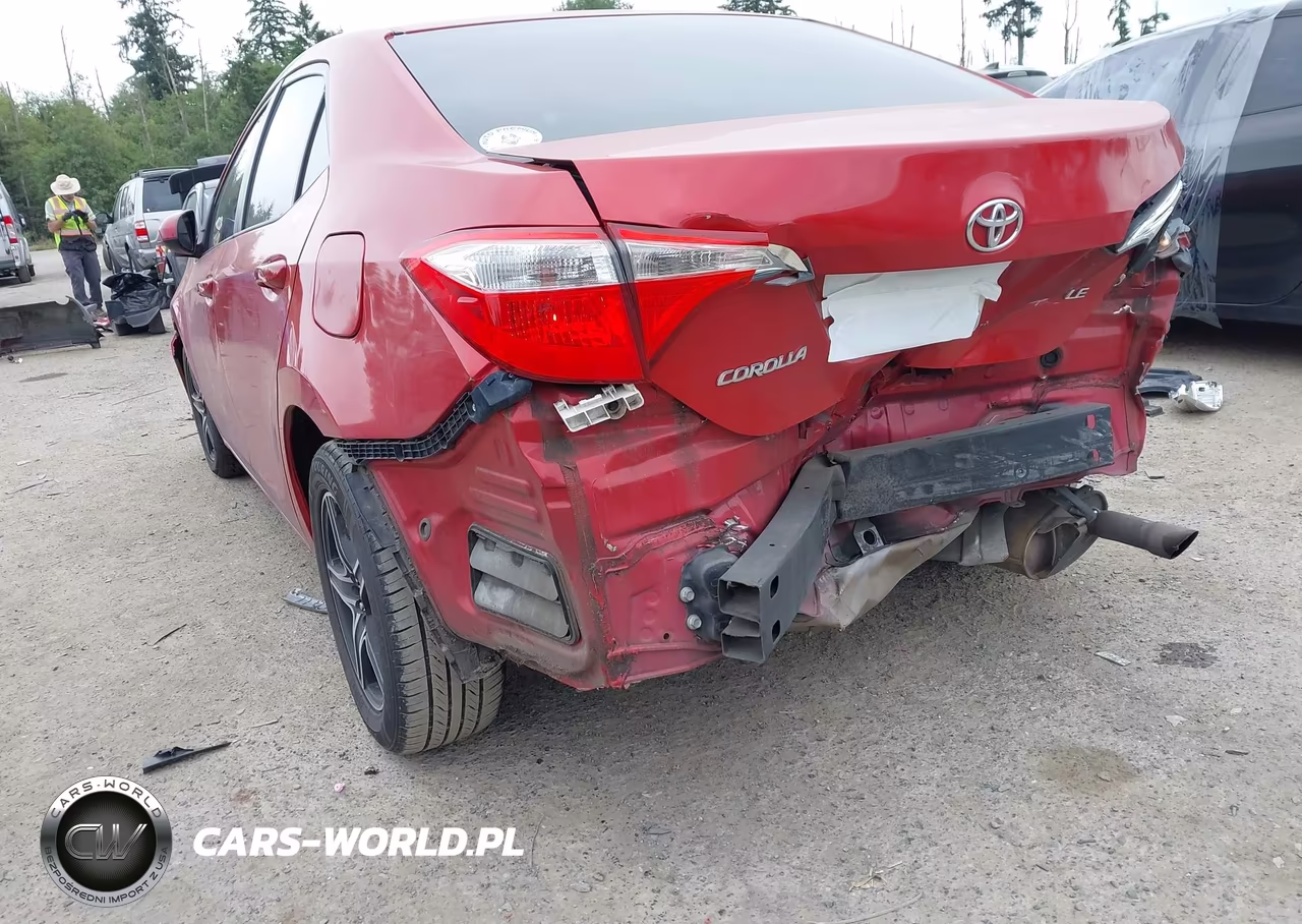2015 Toyota Corolla Le VIN:5YFBURHE2FP257323 - 6