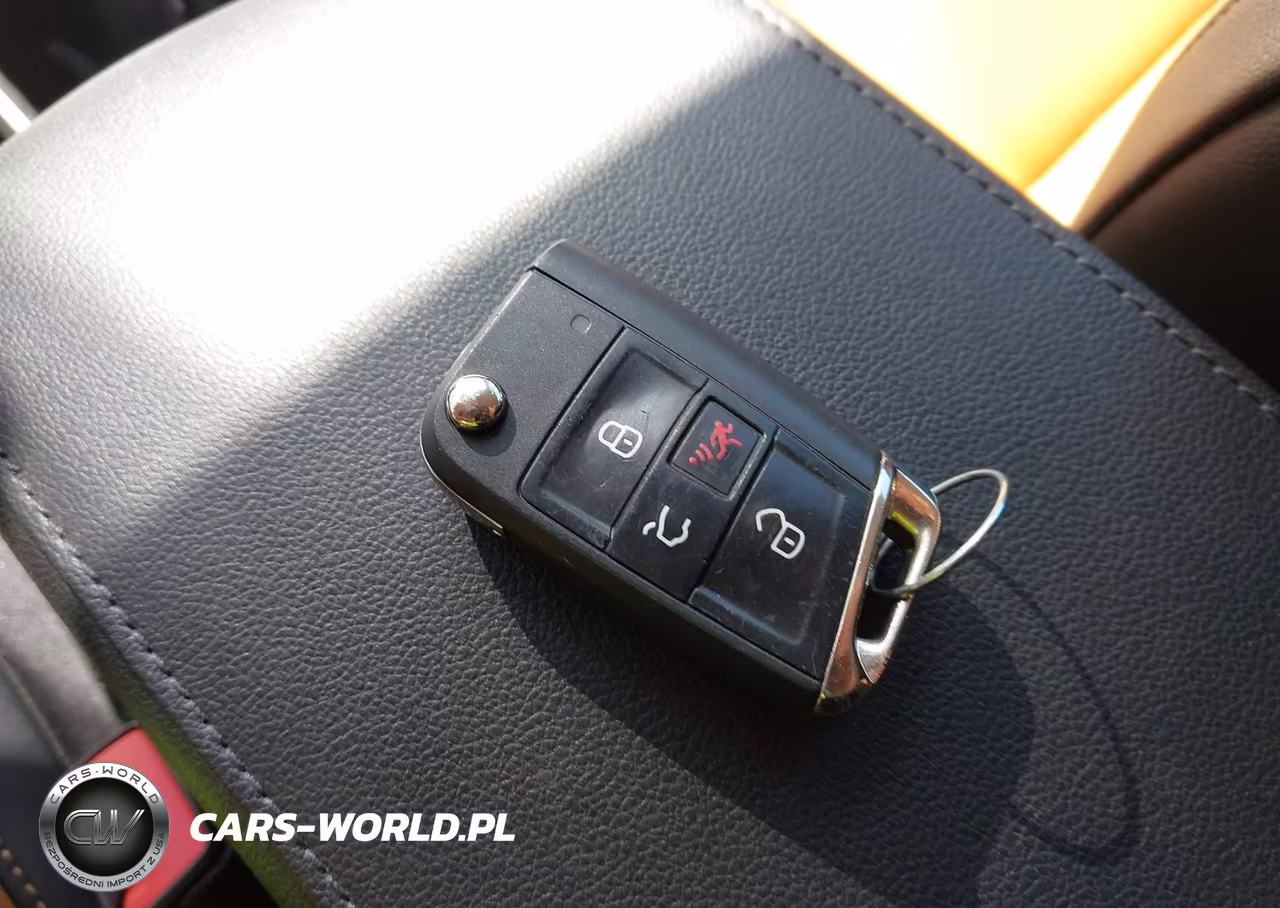 2018 Volkswagen Tiguan 2.0T Se-2.0T Sel VIN:3VV2B7AXXJM173502 - 11