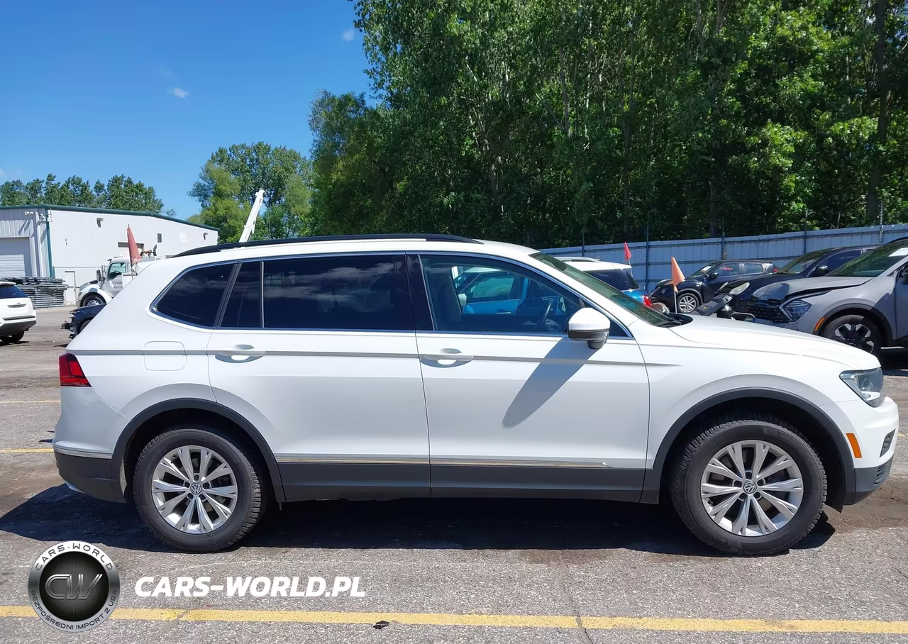 2018 Volkswagen Tiguan 2.0T Se-2.0T Sel VIN:3VV2B7AXXJM173502 - 13