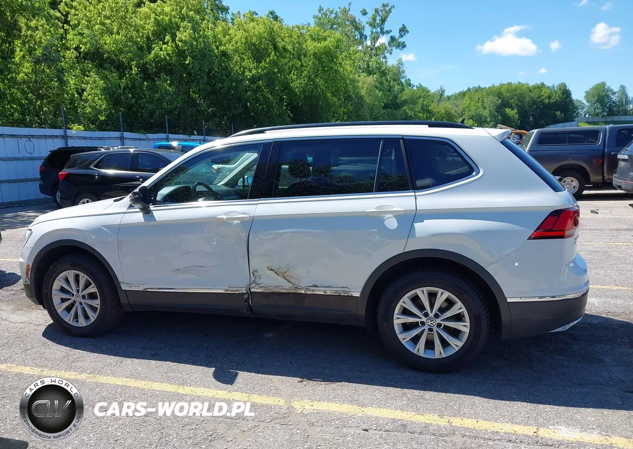 2018 Volkswagen Tiguan 2.0T Se-2.0T Sel VIN:3VV2B7AXXJM173502 - 14