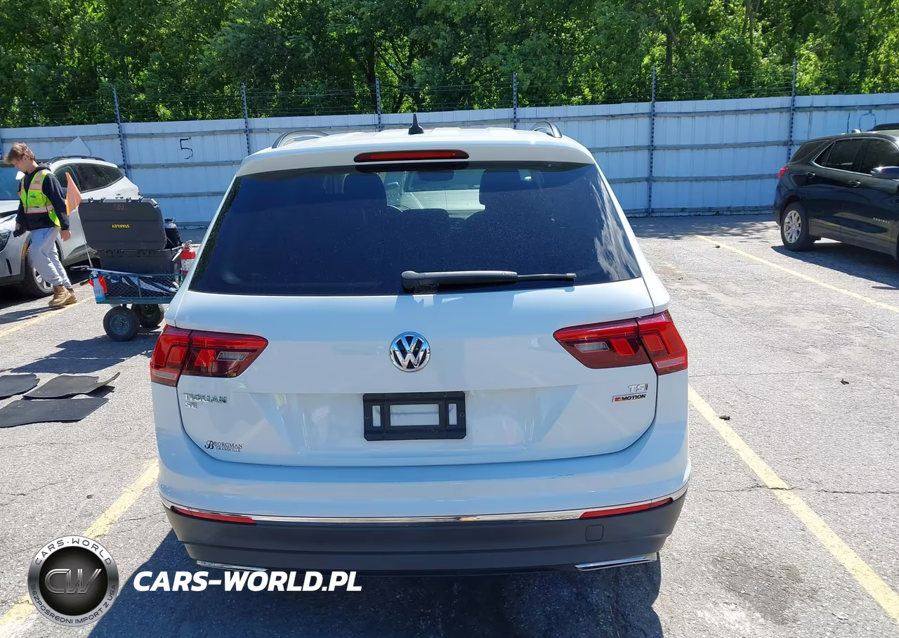 2018 Volkswagen Tiguan 2.0T Se-2.0T Sel VIN:3VV2B7AXXJM173502 - 16
