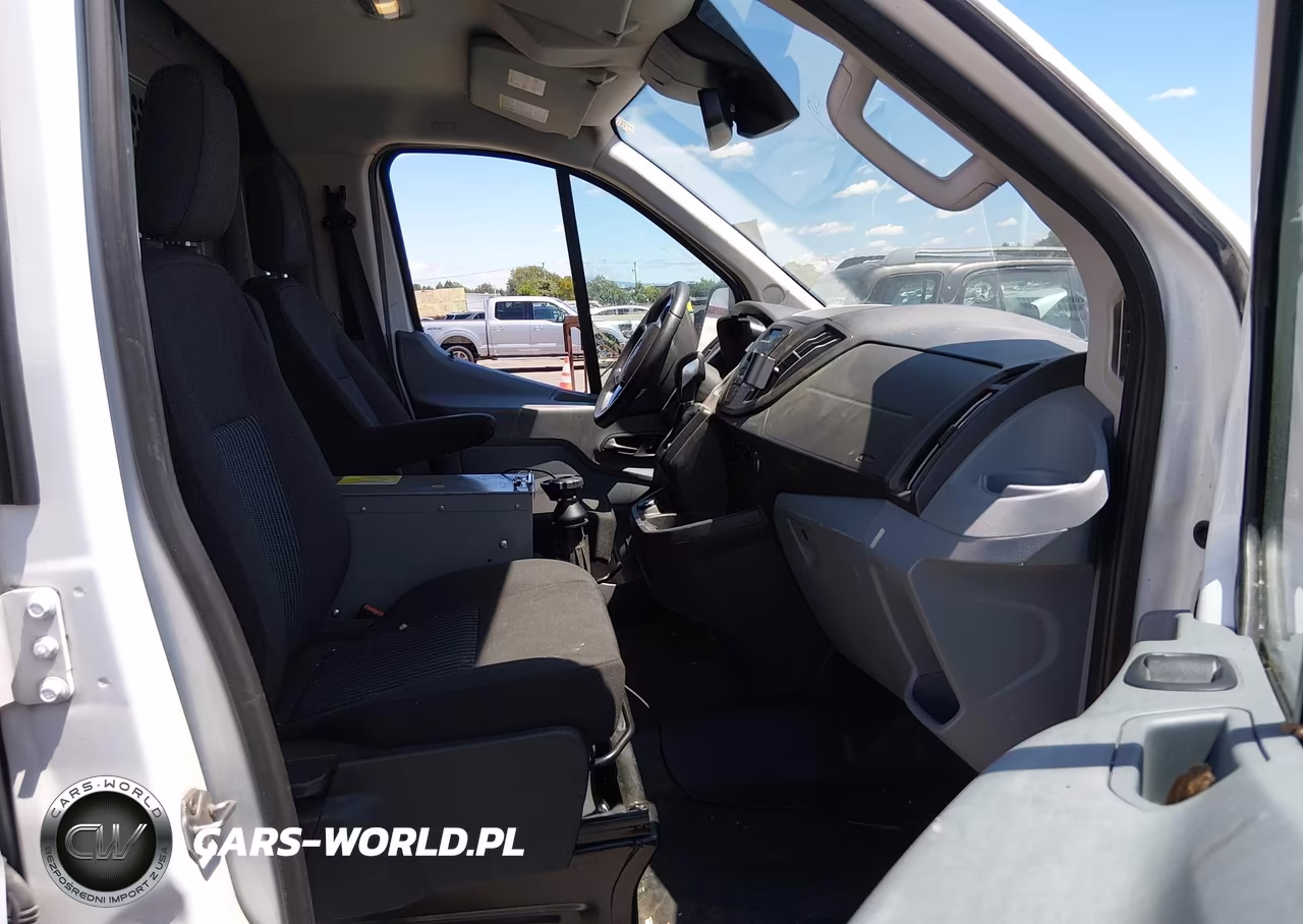 2019 Ford Transit-150 VIN:1FTYE1ZM9KKA97044 - 5