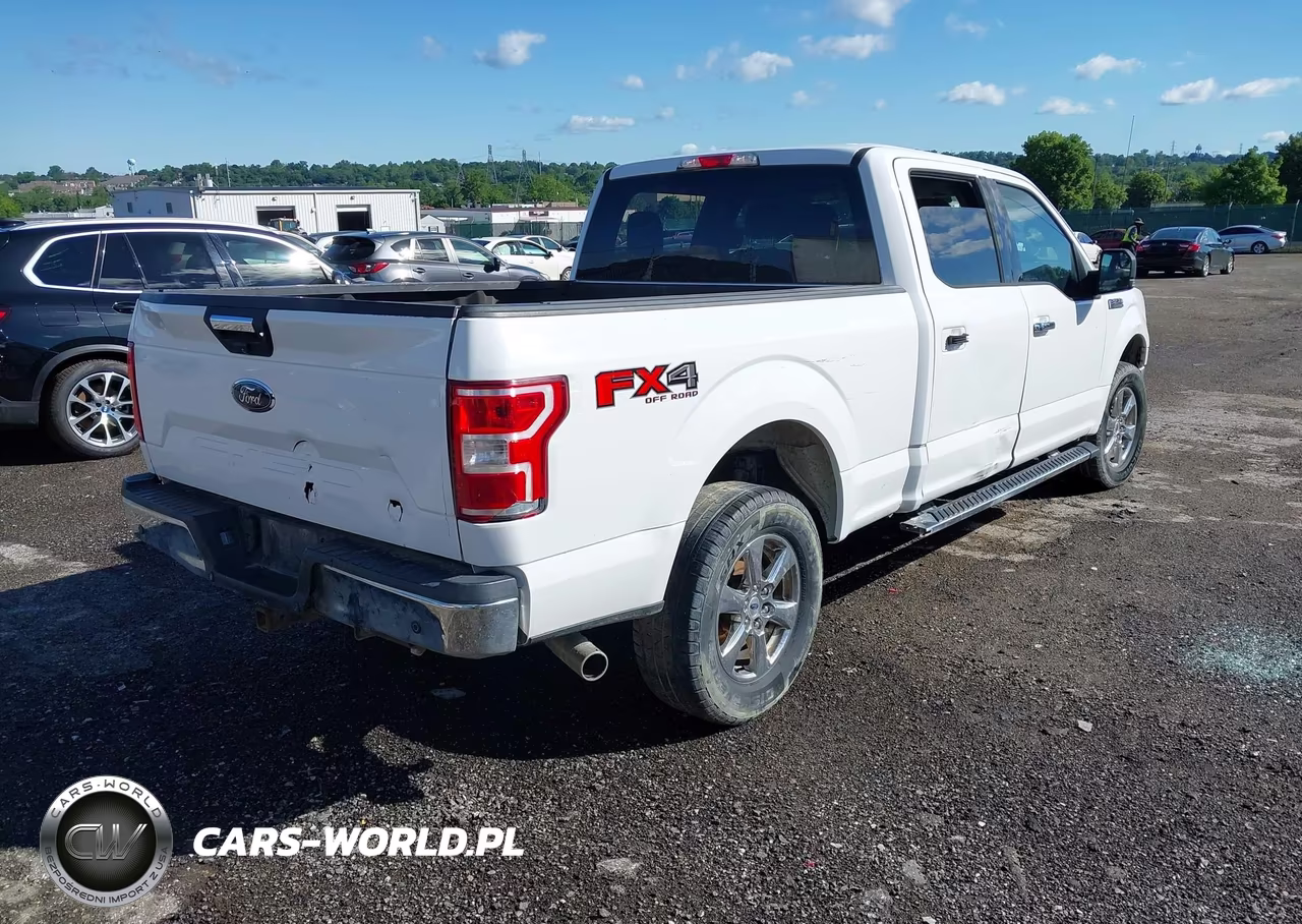 2018 Ford F-150 Xlt VIN:1FTFW1E53JKE49746 - 4