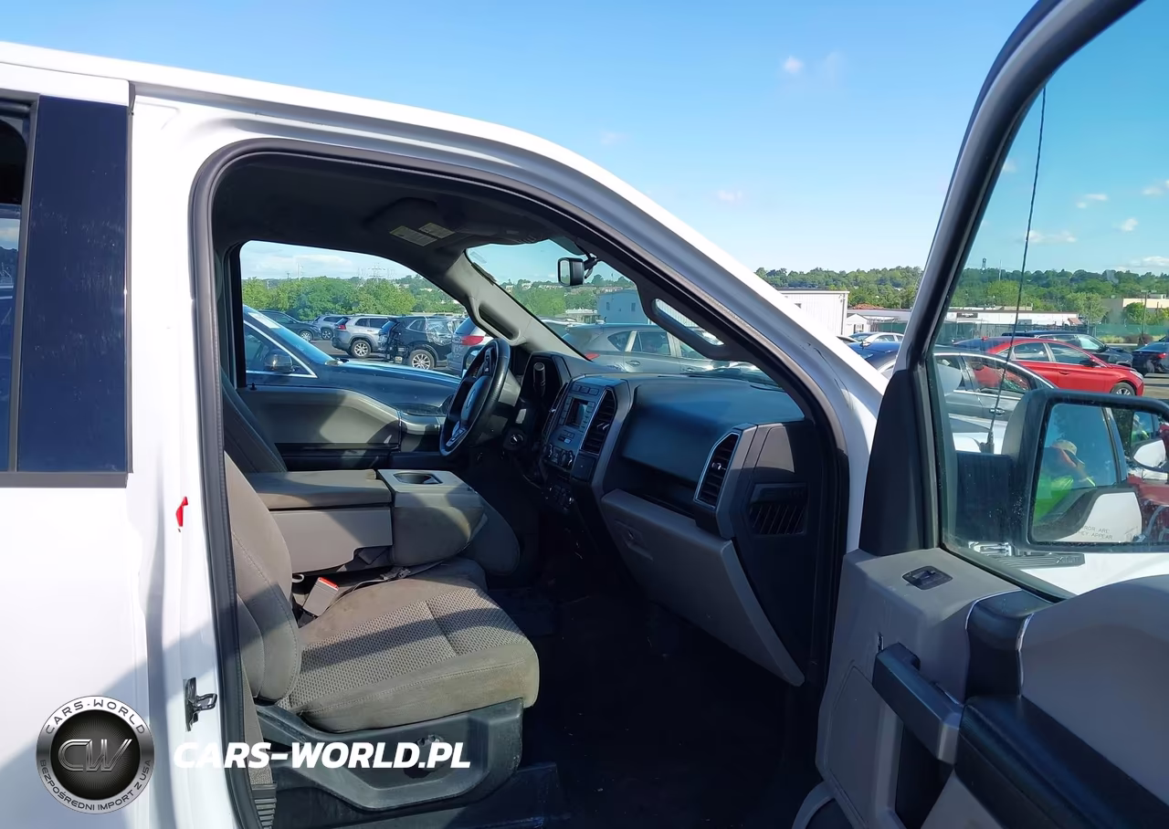2018 Ford F-150 Xlt VIN:1FTFW1E53JKE49746 - 5