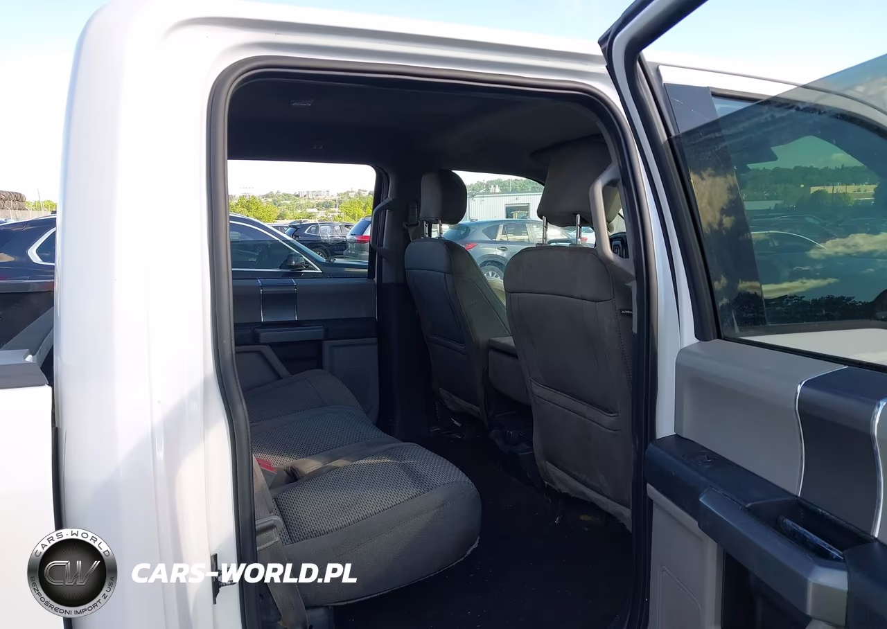 2018 Ford F-150 Xlt VIN:1FTFW1E53JKE49746 - 8