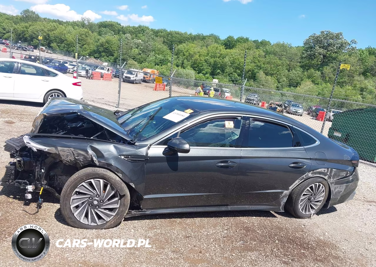 2025 Hyundai Sonata Hybrid Sel VIN:KMHL34JJXSA123686 - 14