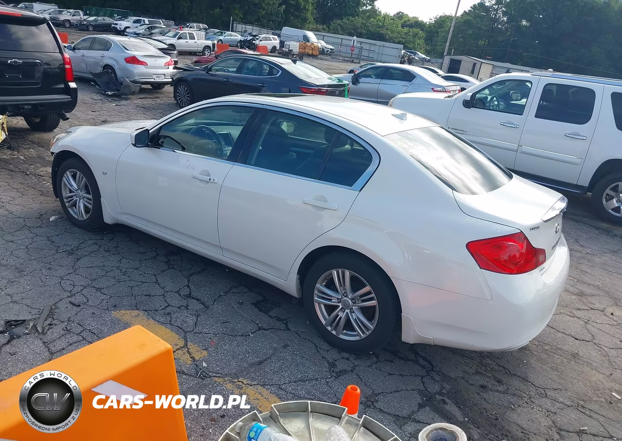2015 Infiniti Q40 VIN:JN1CV6AR5FM521539 - 3