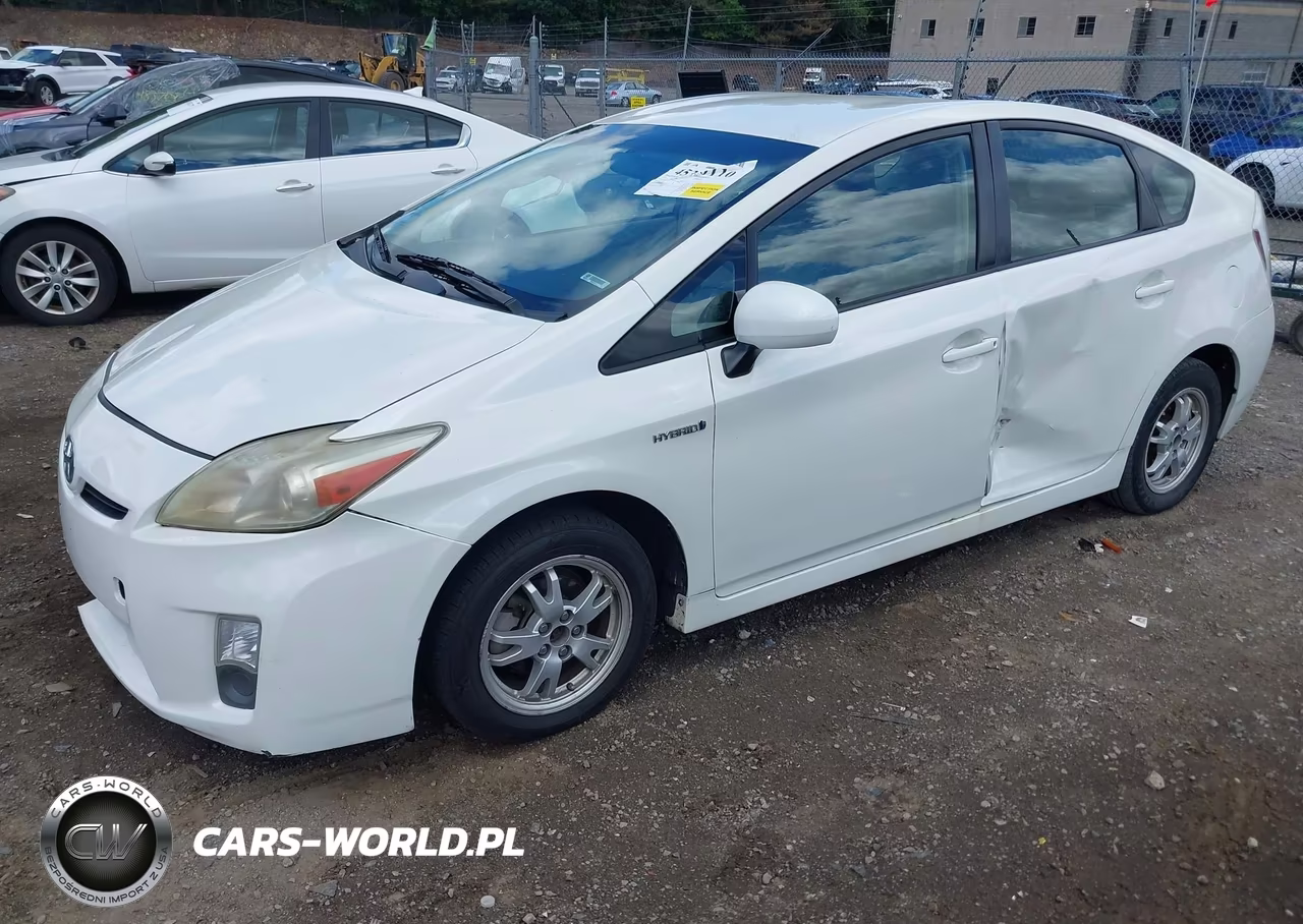 2011 Toyota Prius Two VIN:JTDKN3DU0B1386456 - 2