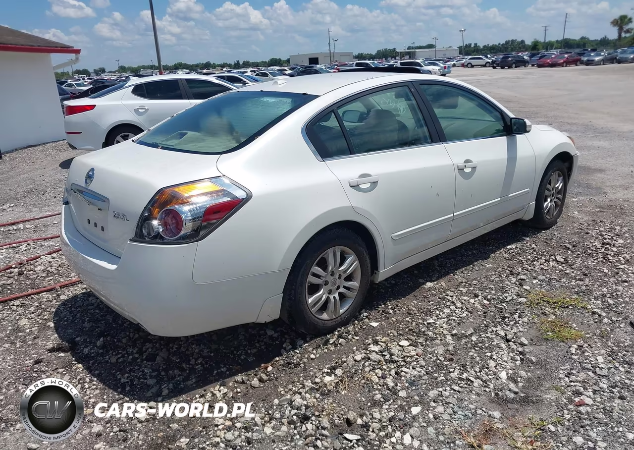 2012 Nissan Altima 2.5 S VIN:1N4AL2AP6CC132367 - 4