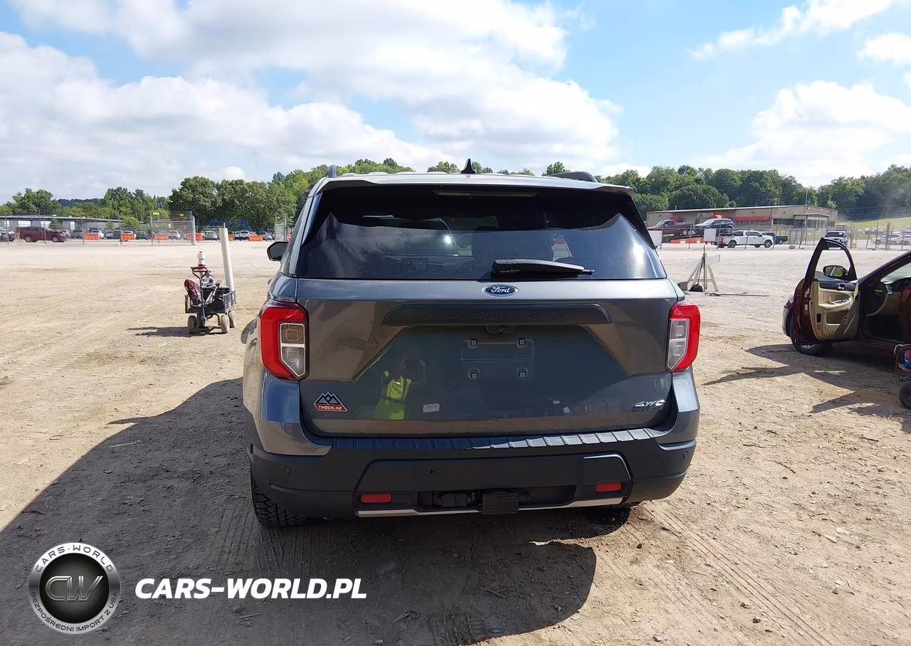 2022 Ford Explorer Timberline VIN:1FMSK8JH9NGA80706 - 16