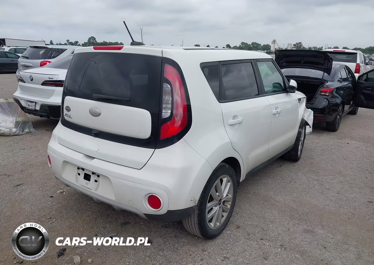 2019 Kia Soul + VIN:KNDJP3A54K7639777 - 4