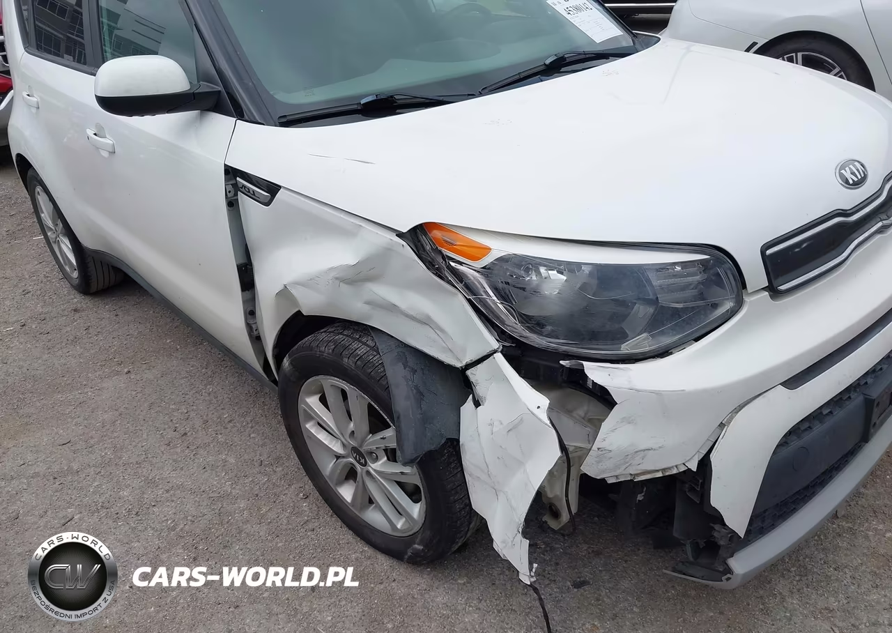2019 Kia Soul + VIN:KNDJP3A54K7639777 - 6