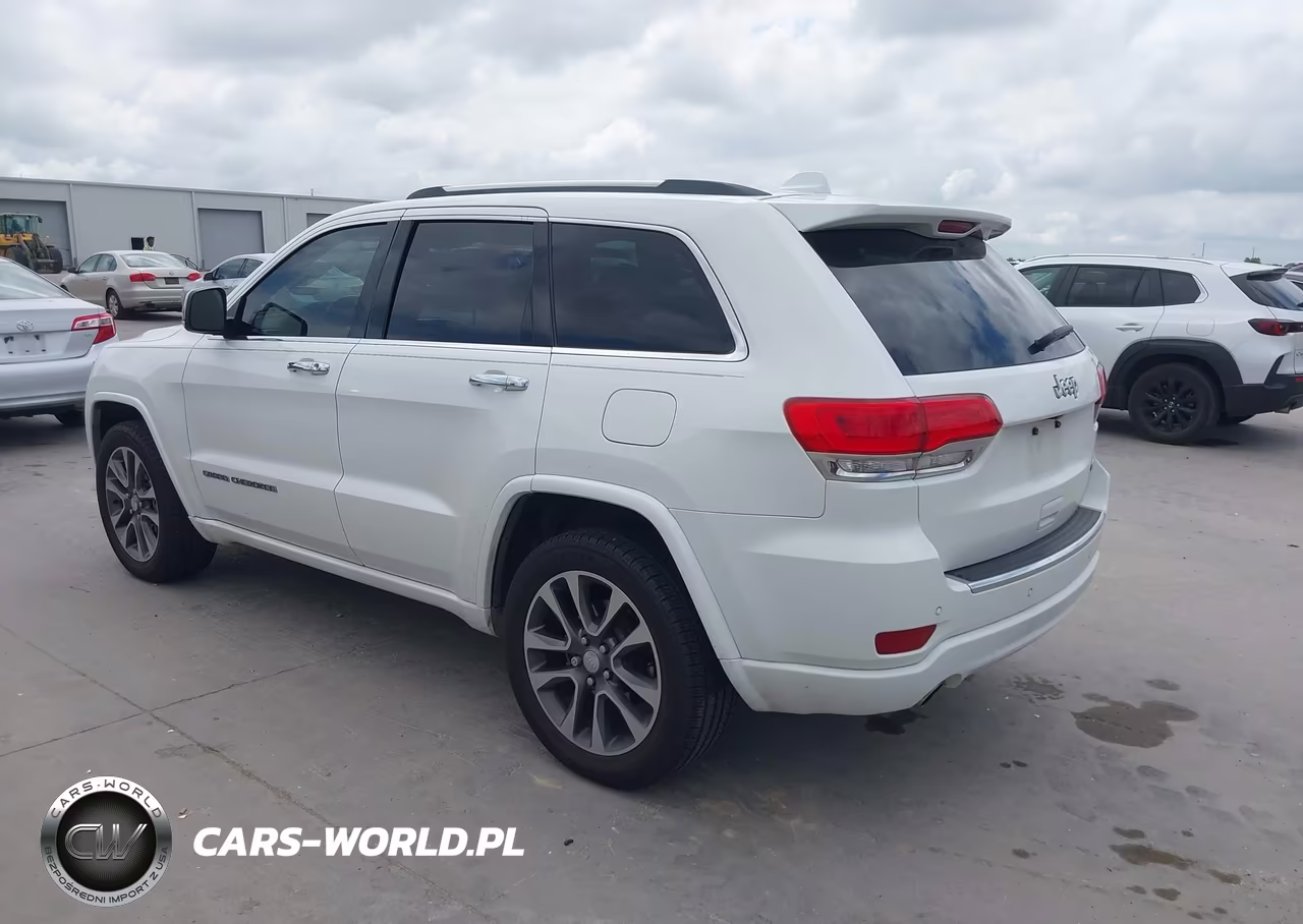 2018 Jeep Grand Cherokee Overland 4X2 VIN:1C4RJECG3JC301291 - 3