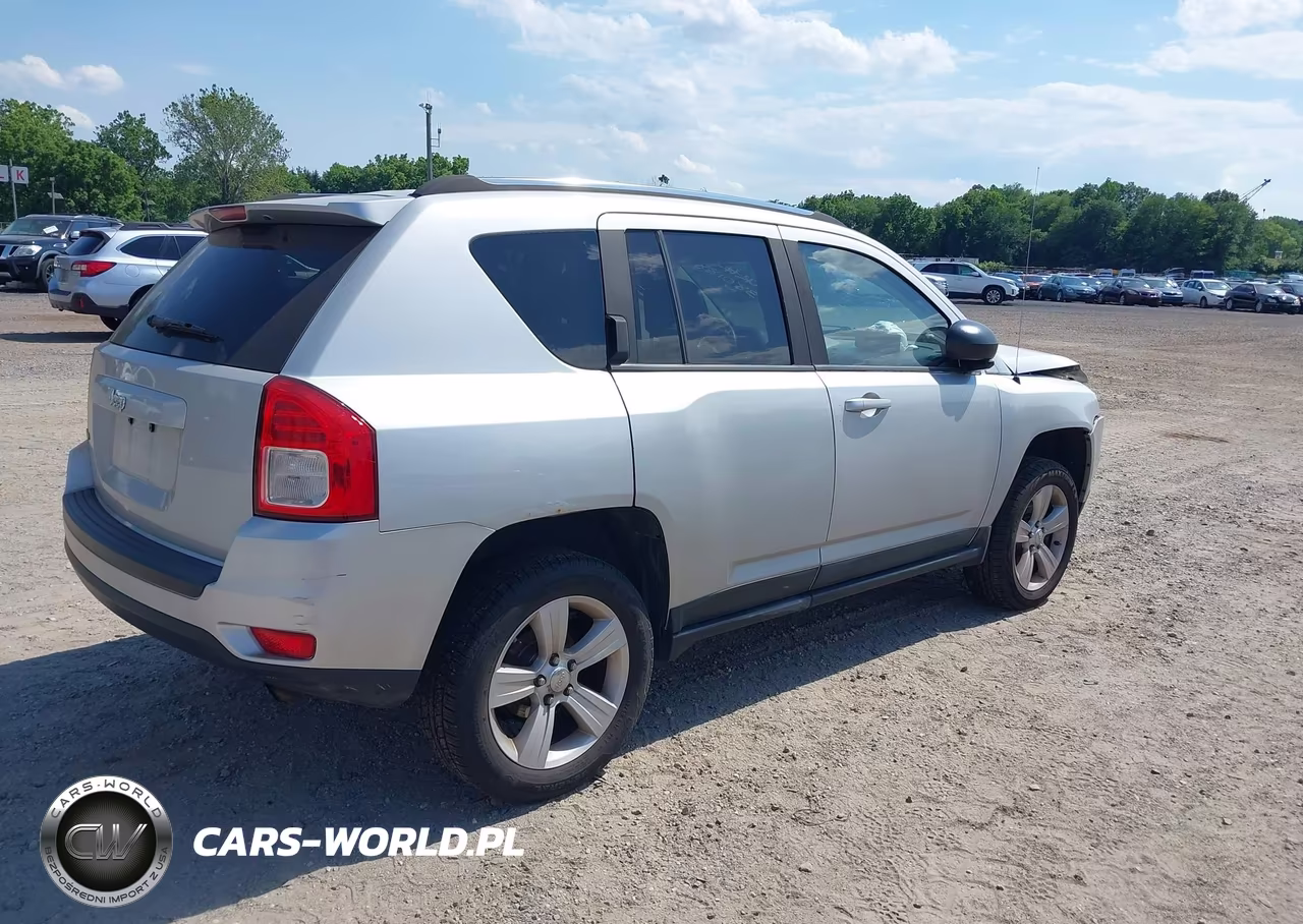 2011 Jeep Compass VIN:1J4NF1FB5BD193464 - 4