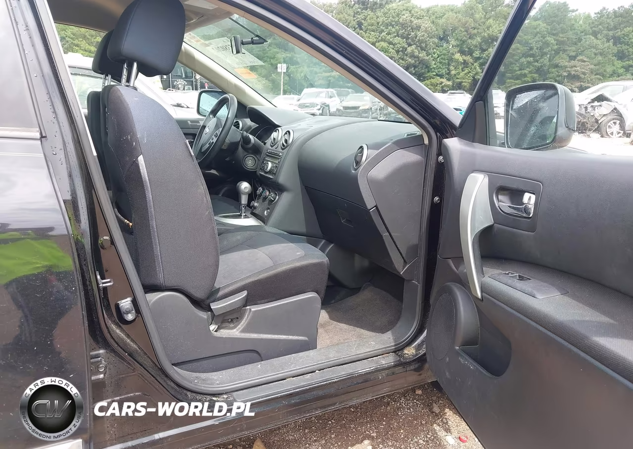 2013 Nissan Rogue S VIN:JN8AS5MV4DW137693 - 5