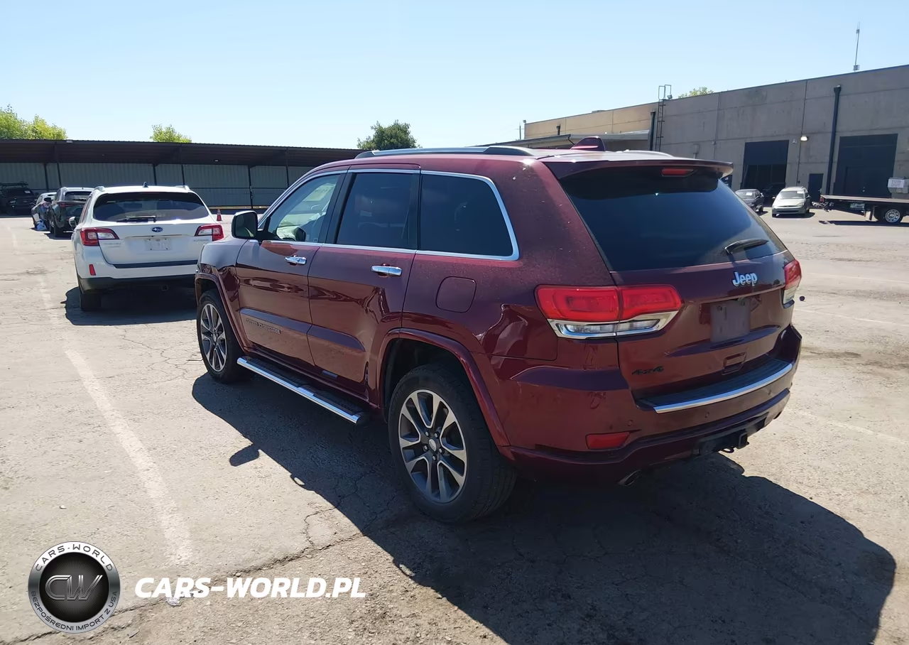 2017 Jeep Grand Cherokee Overland 4X4 VIN:1C4RJFCG9HC676697 - 3