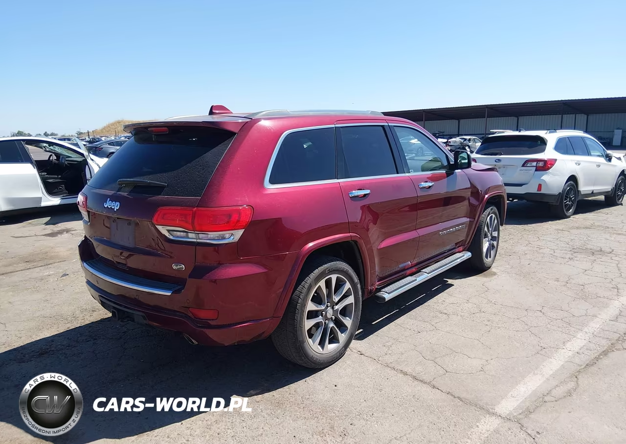 2017 Jeep Grand Cherokee Overland 4X4 VIN:1C4RJFCG9HC676697 - 4