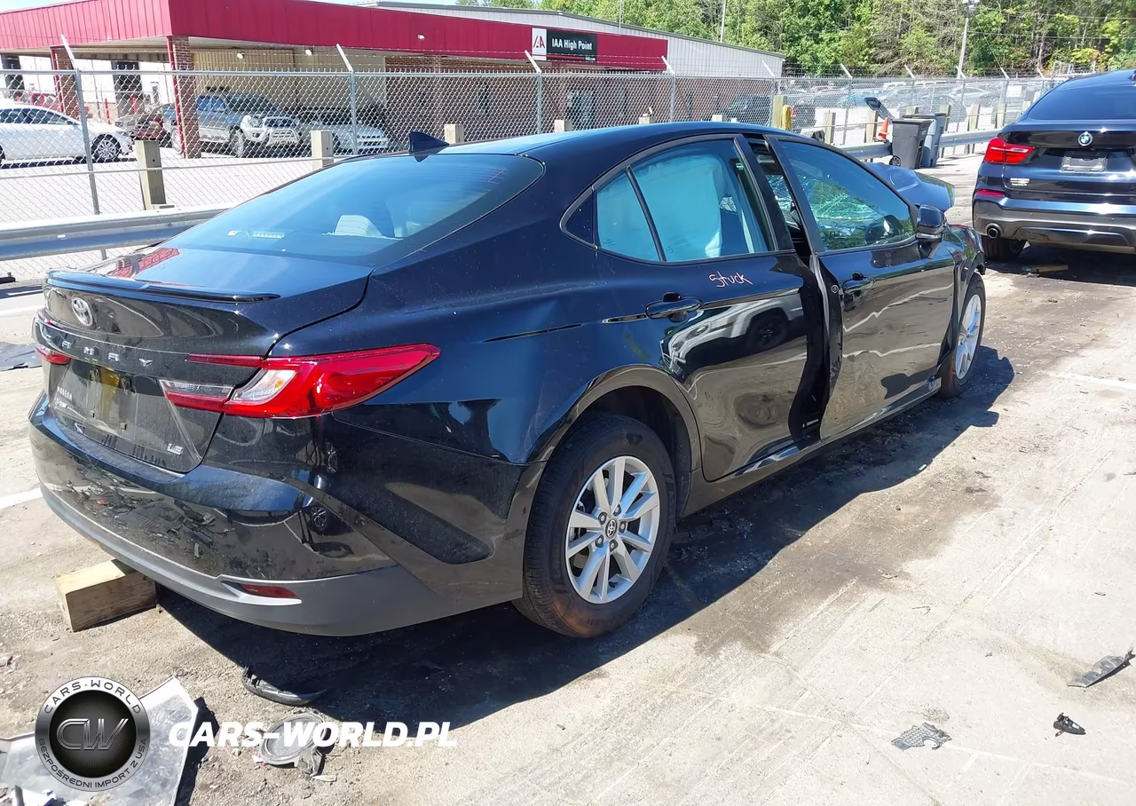 2025 Toyota Camry Le VIN:4T1DAACK9SU108951 - 4