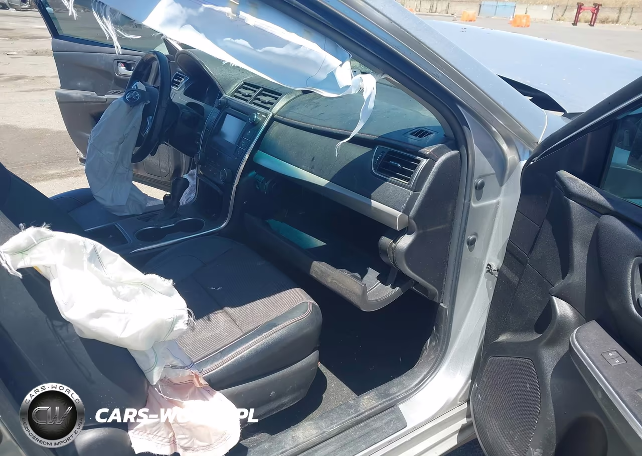 2016 Toyota Camry Se VIN:4T1BF1FK3GU156666 - 5