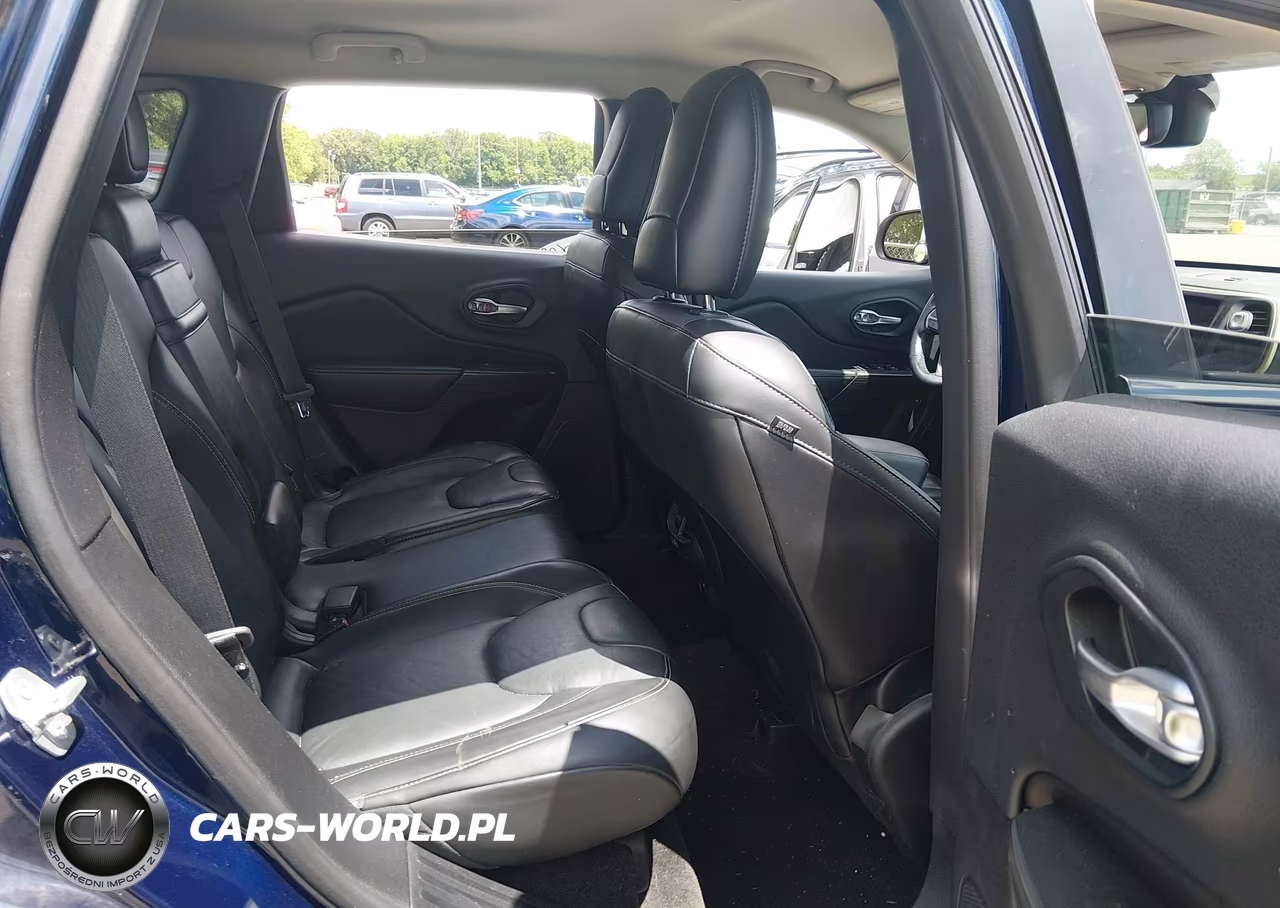 2015 Jeep Cherokee Limited VIN:1C4PJLDB9FW765867 - 8