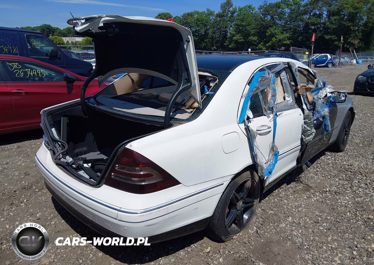 2004 Mercedes-Benz C 240 VIN:WDBRF61J74E016994 - 4