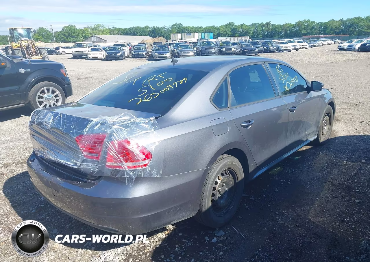 2015 Volkswagen Passat 1.8T S VIN:1VWAT7A39FC041731 - 4