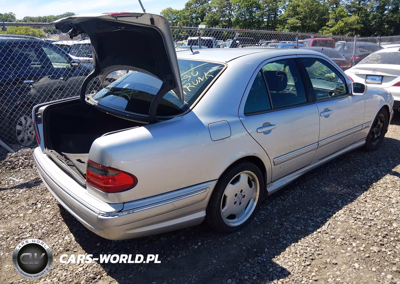 2001 Mercedes-Benz E 320 VIN:WDBJF65J71B378697 - 4