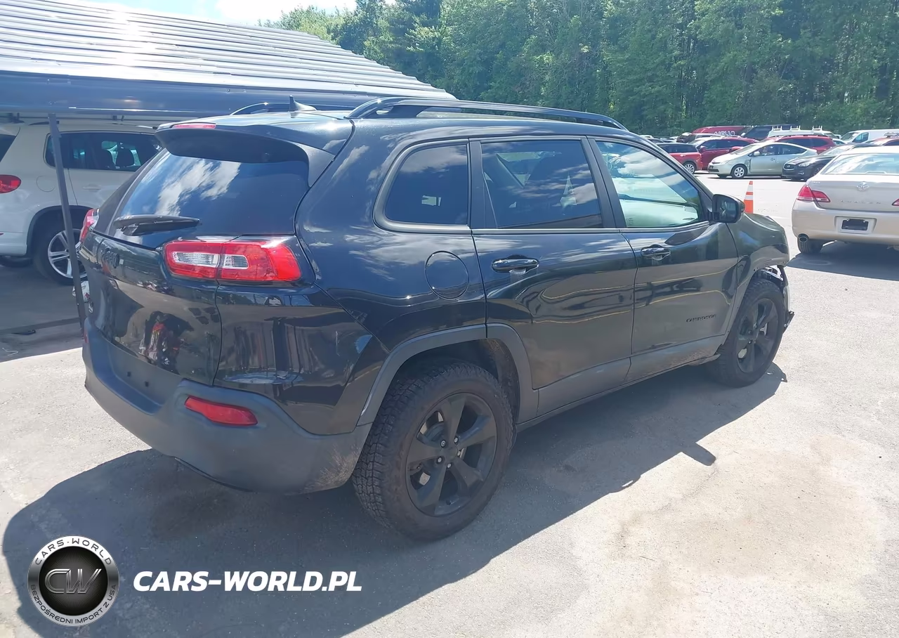 2016 Jeep Cherokee Altitude VIN:1C4PJMCB1GW119442 - 4