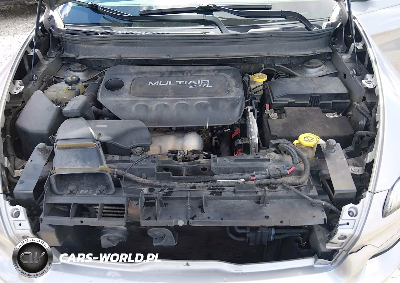 2014 Jeep Cherokee Sport VIN:1C4PJLAB2EW157854 - 10