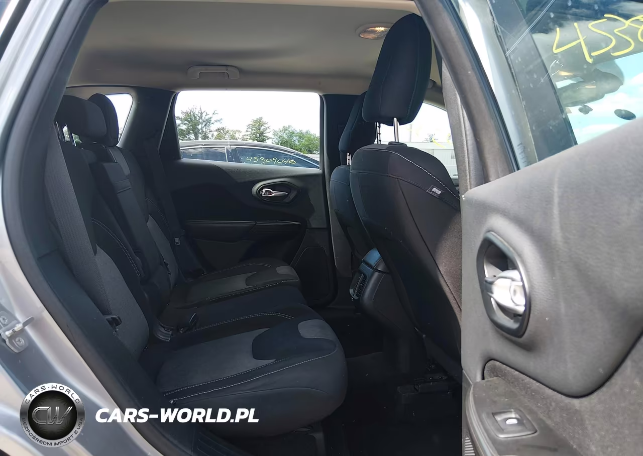 2014 Jeep Cherokee Sport VIN:1C4PJLAB2EW157854 - 8