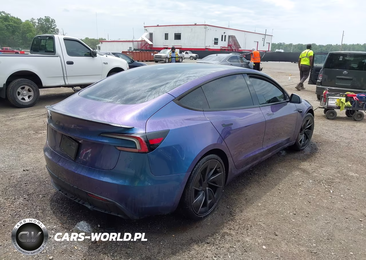 2025 Tesla Model 3 Performance All-Wheel Drive VIN:5YJ3E1ET6SF065902 - 4