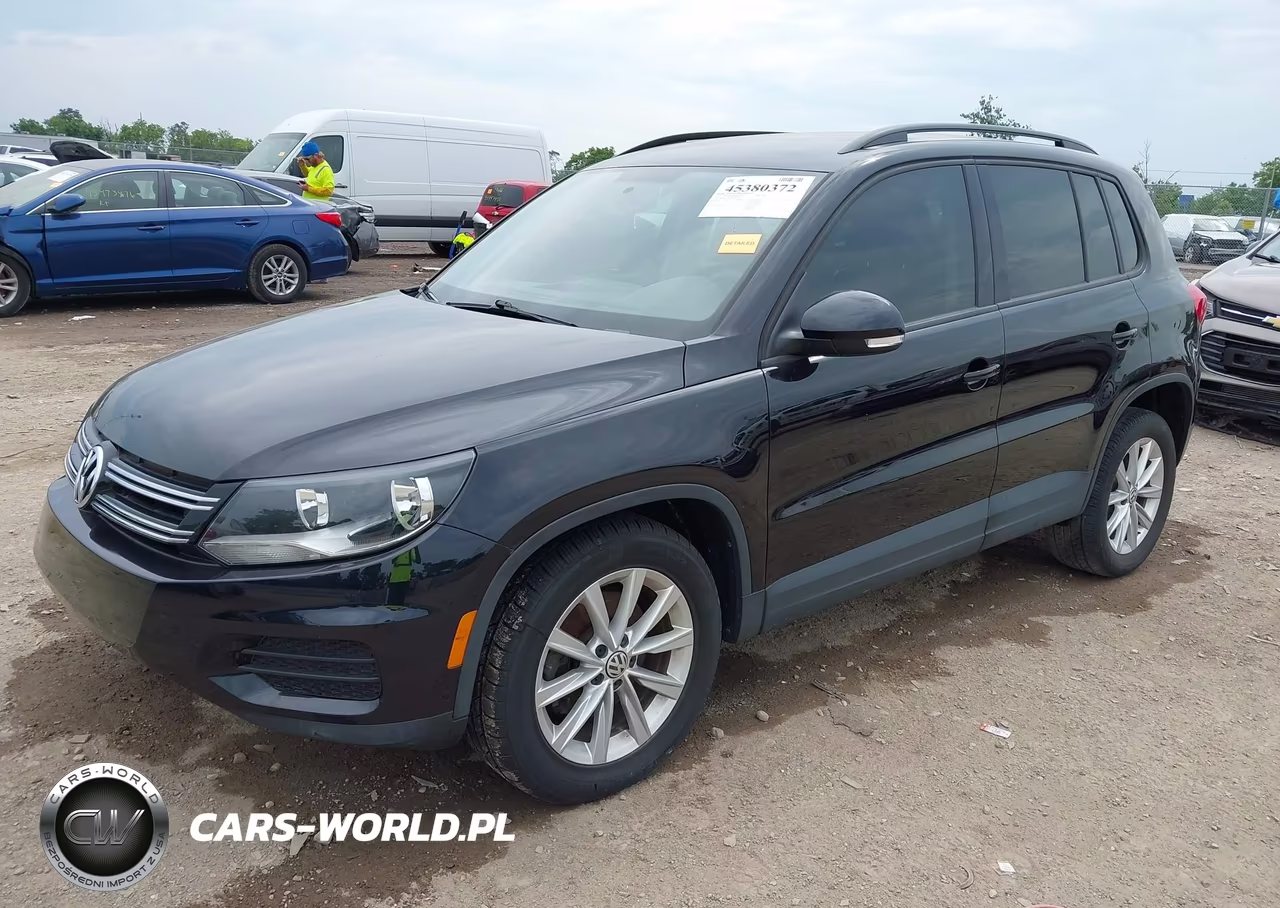 2017 Volkswagen Tiguan 2.0T-2.0T S VIN:WVGBV7AX3HK052782 - 2