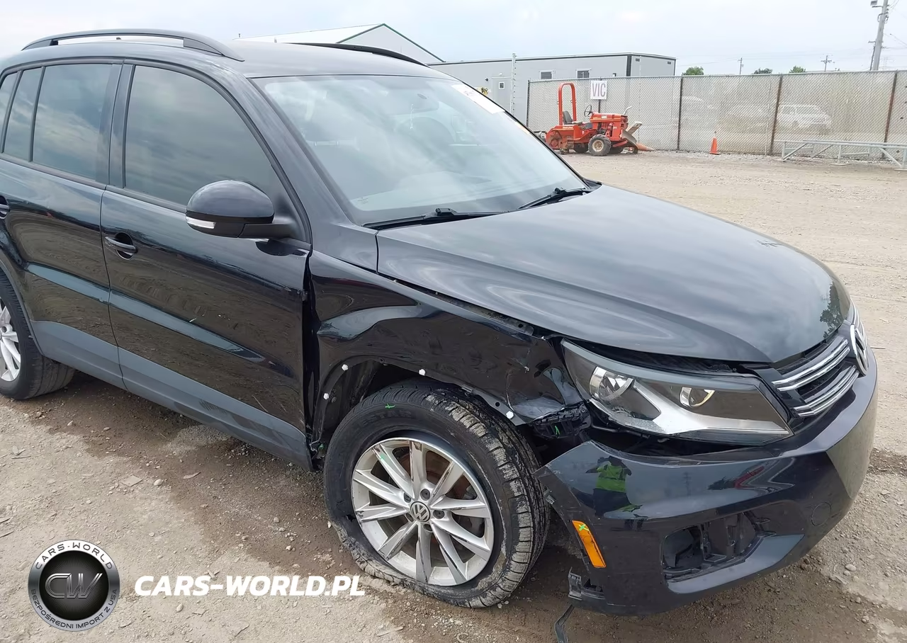 2017 Volkswagen Tiguan 2.0T-2.0T S VIN:WVGBV7AX3HK052782 - 6