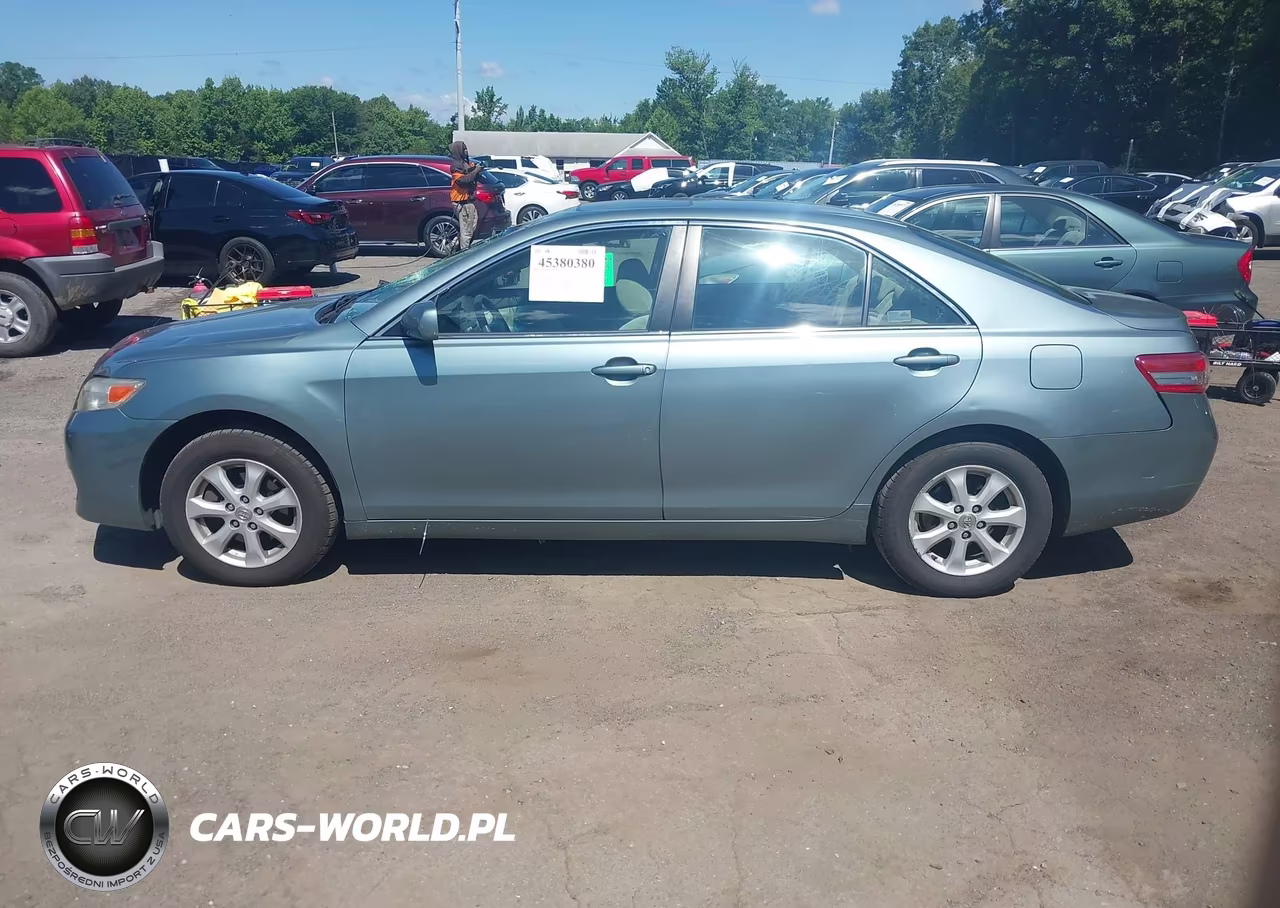 2011 Toyota Camry Le VIN:4T1BF3EK9BU595960 - 14